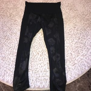 Lululemon crop leggings